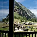 Apartamento Gran Paradiso Notre Dame Piazza *