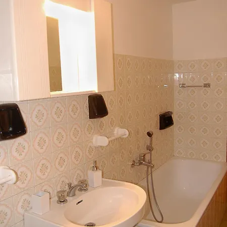 Апартаменты Gran Paradiso Notre Dame Piazza Рем-Нотр-Дам