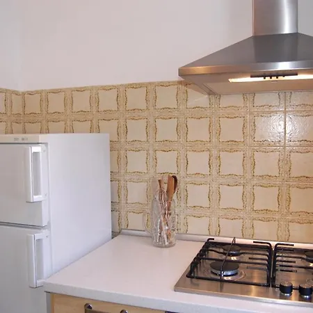 Gran Paradiso Notre Dame Piazza Апартаменты *